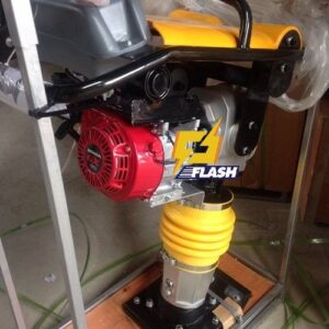 Máy đầm cóc Honda RM80