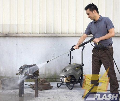 máy rửa xe áp lực cao mini