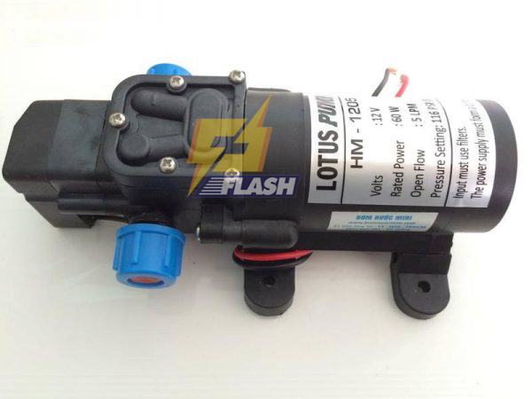 máy rửa xe mini 12v