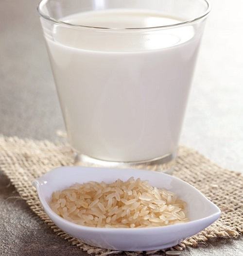 Cách làm sữa gạo dưỡng da